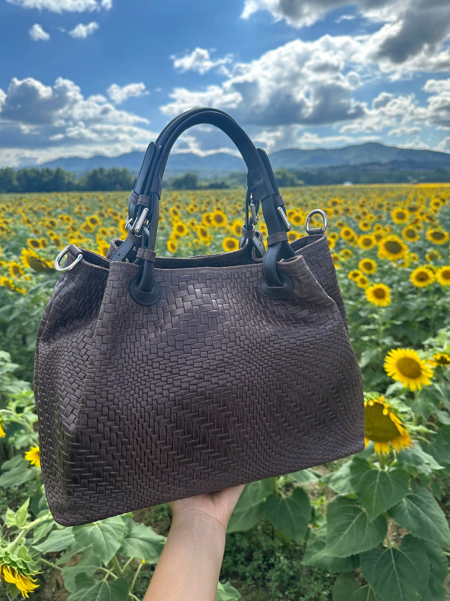 MAXI WOVEN BAG