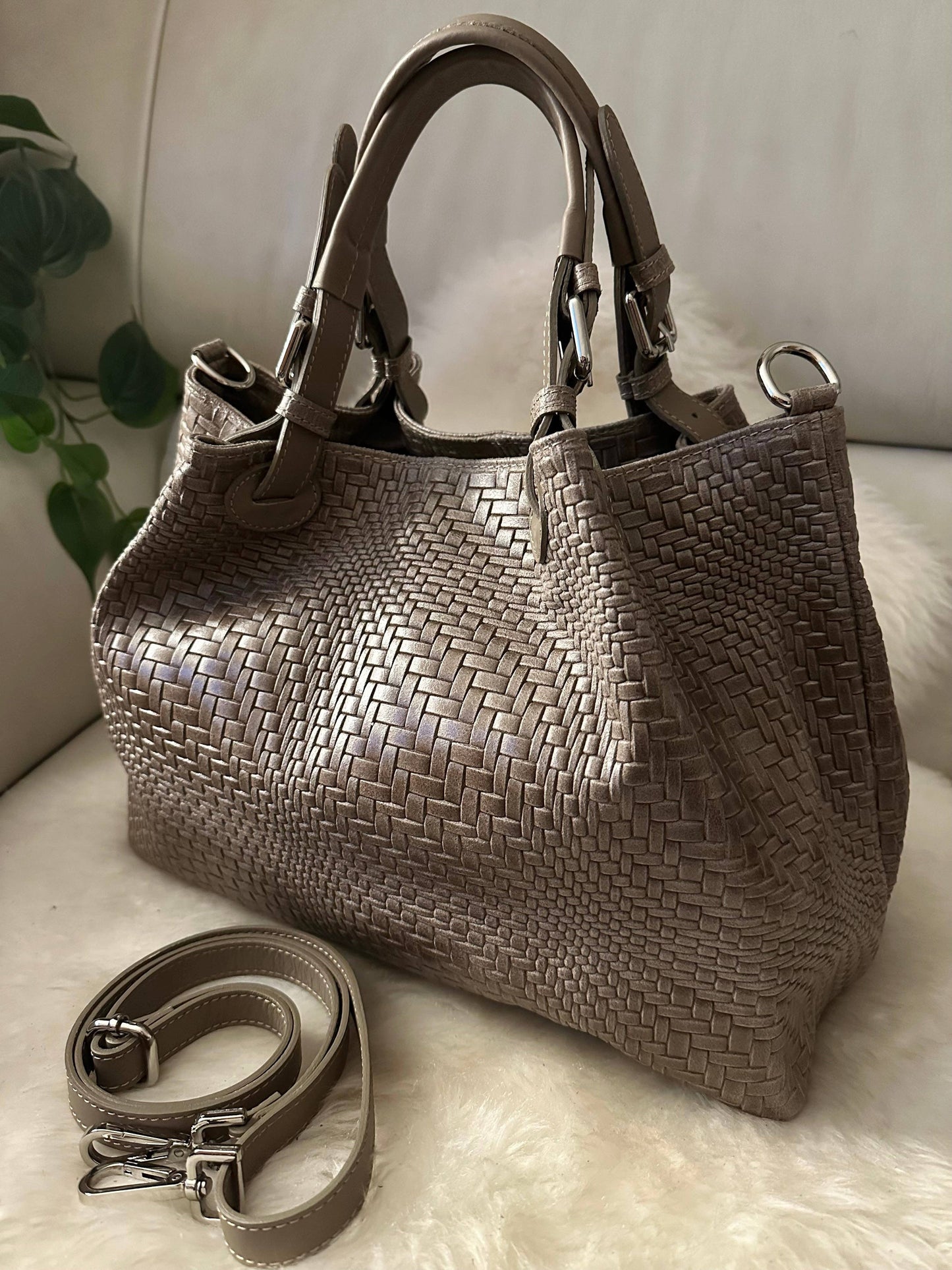 MAXI WOVEN BAG