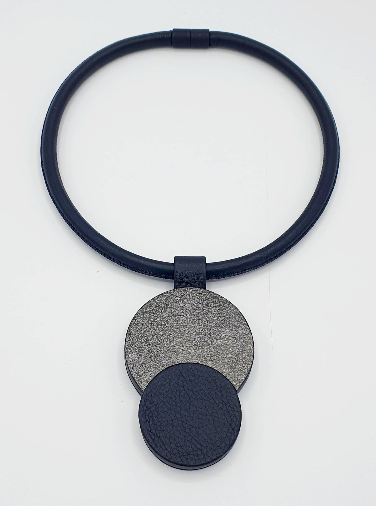 Collier - ATON short