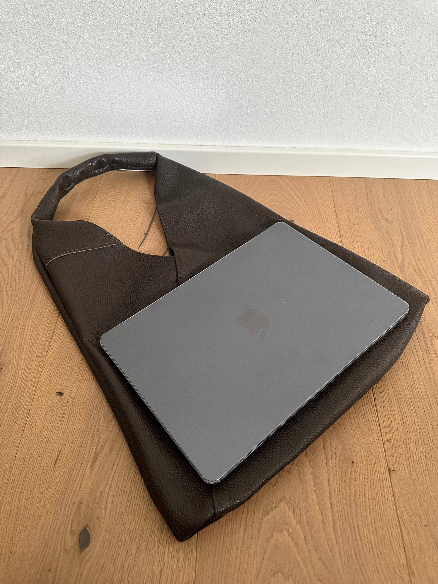 sac - KIKI- hobo