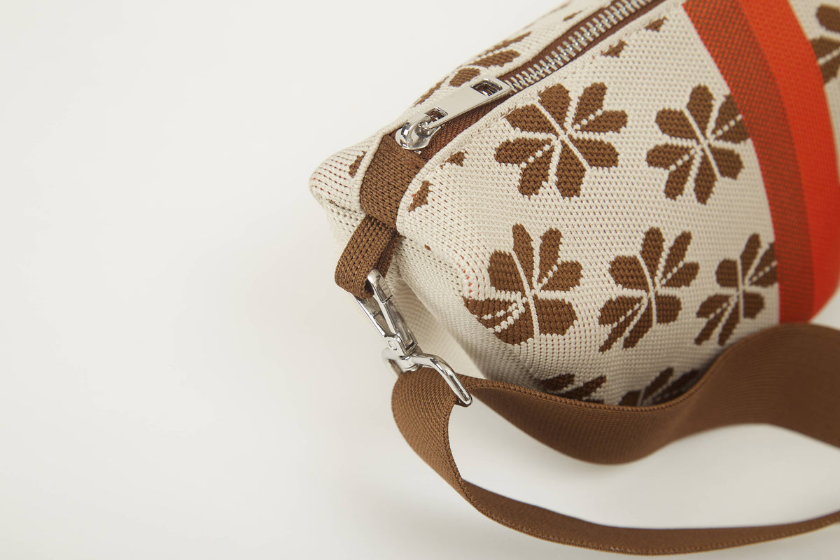 Sac - Crescent Knit Crossbody