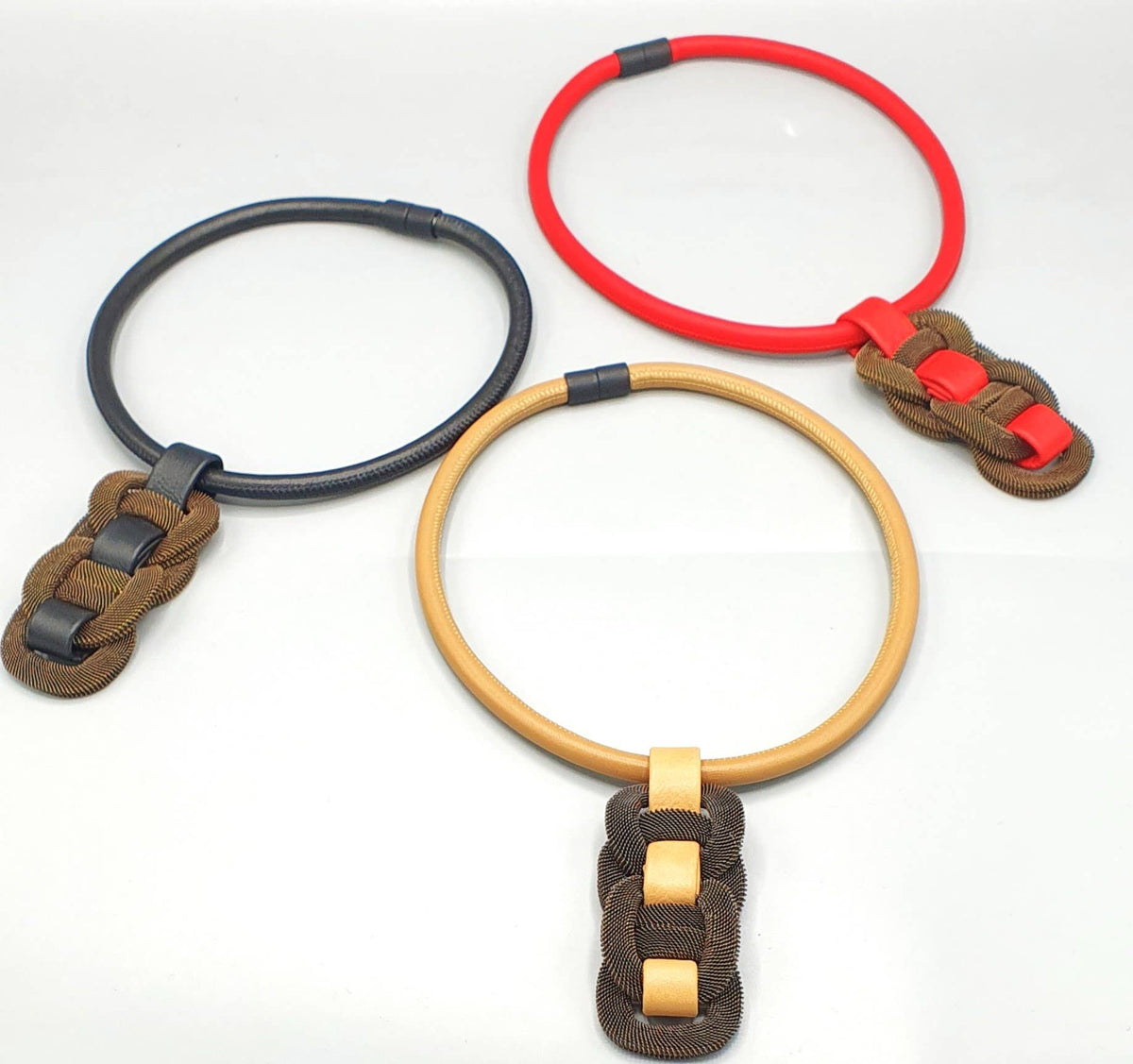Collier - AKRA