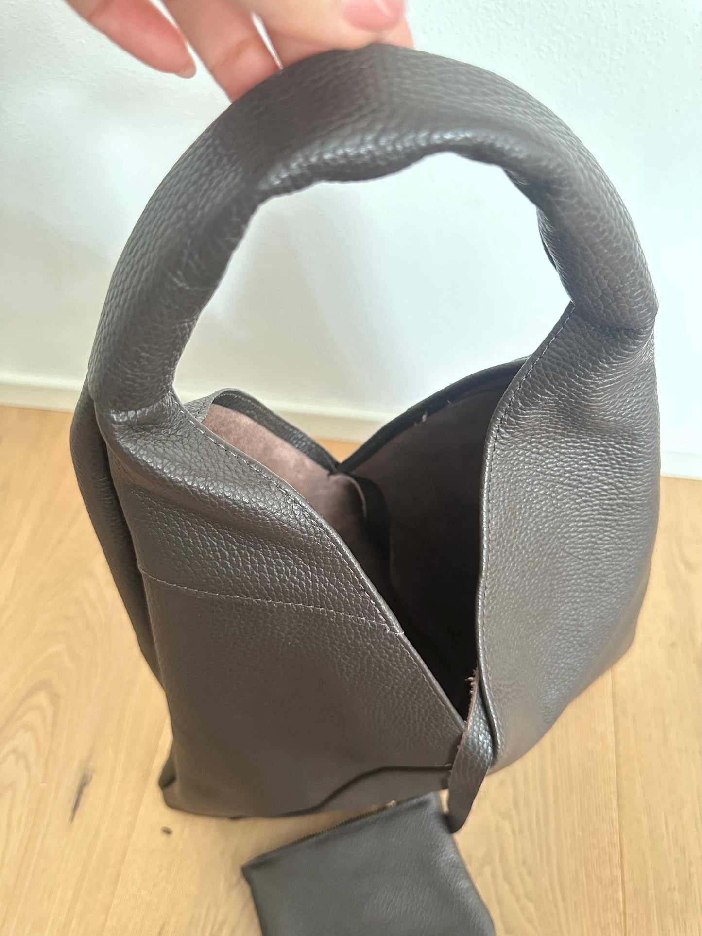 sac - KIKI- hobo