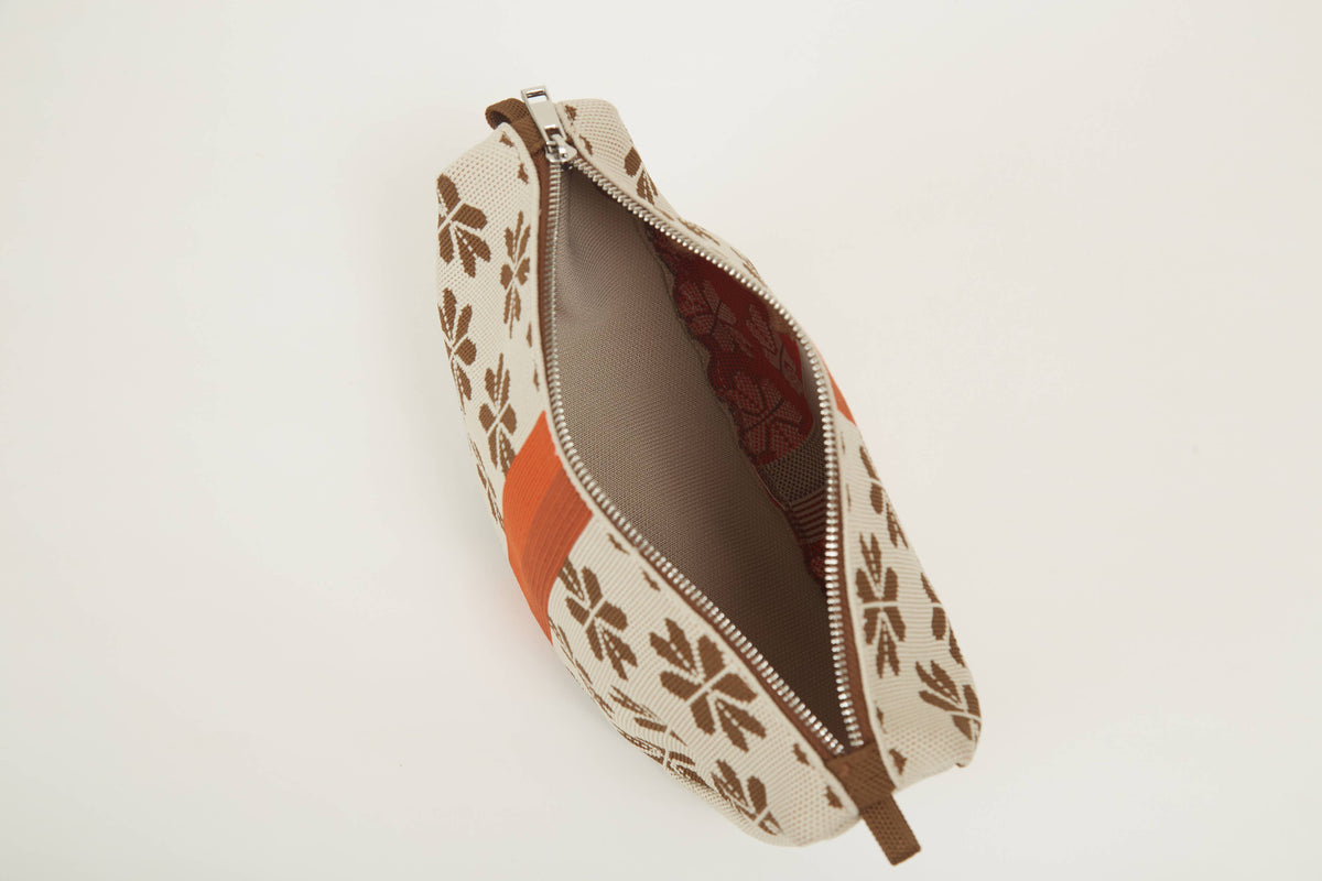 Sac - Crescent Knit Crossbody